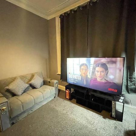 30 Percent Off Weekly Stays - 6 Bedroom House - 11 Beds ブラックプール エクステリア 写真