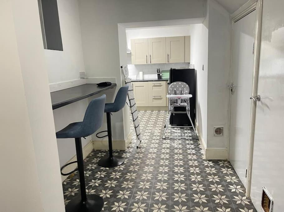 30 Percent Off Weekly Stays - 6 Bedroom House - 11 Beds ブラックプール エクステリア 写真