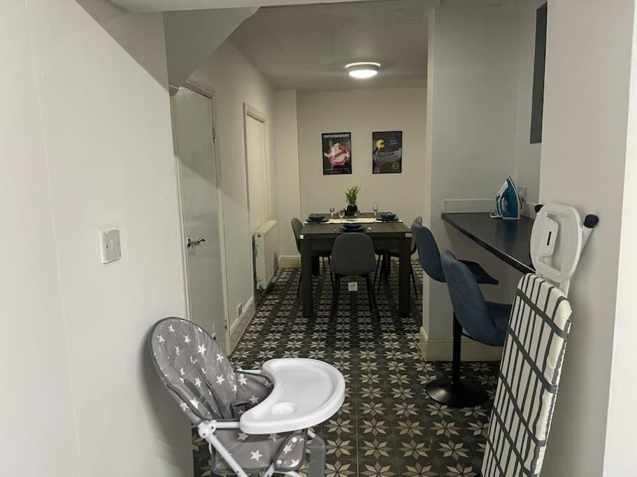 30 Percent Off Weekly Stays - 6 Bedroom House - 11 Beds ブラックプール エクステリア 写真