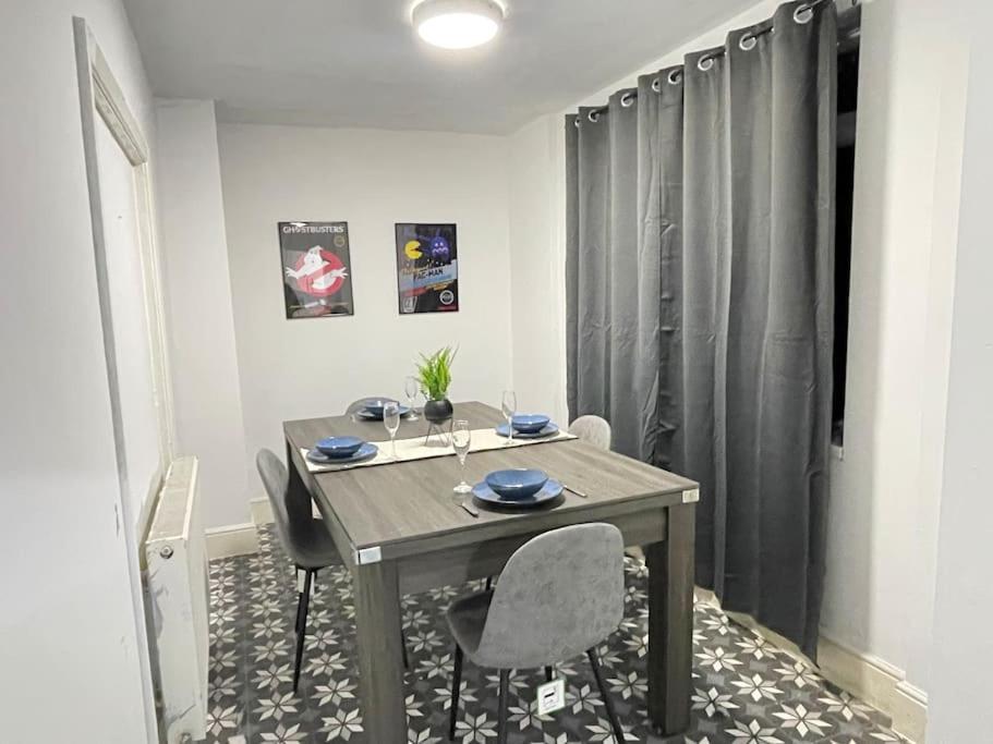 30 Percent Off Weekly Stays - 6 Bedroom House - 11 Beds ブラックプール エクステリア 写真